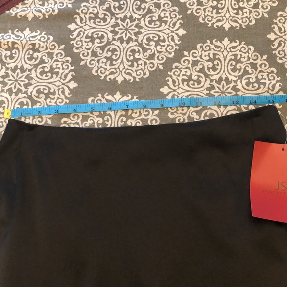 NWT Retro skirt w/flounced hem 🎉 - Picture 7 of 10